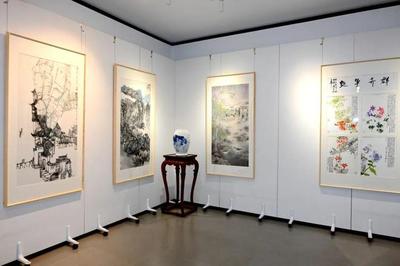藝術(shù)之光，友誼之橋 宋莊鎮(zhèn)對(duì)外交流聯(lián)建成果展成功舉辦